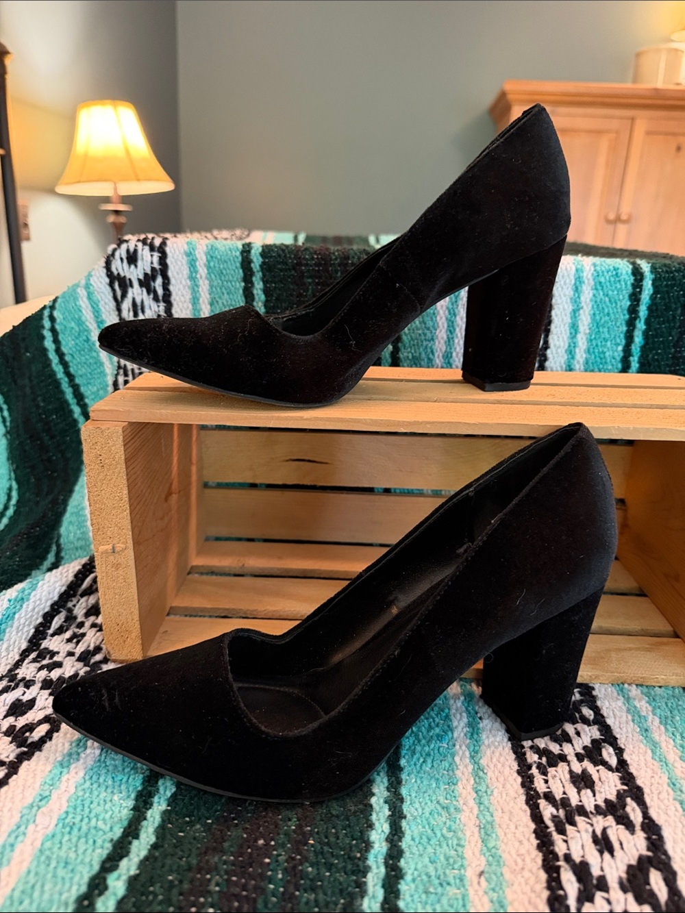 Simple Black Pointed Toe Block Heel Pumps